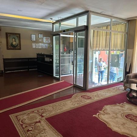 G Bakuri Hotel Batumi Ngoại thất bức ảnh