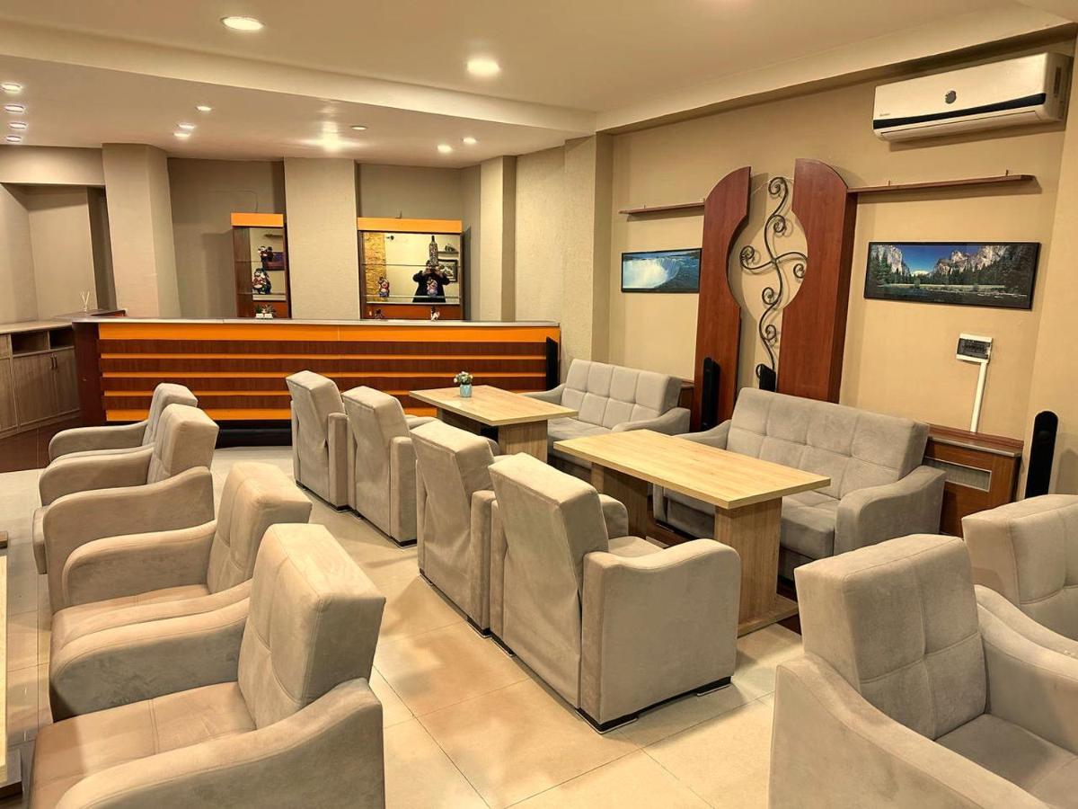 G Bakuri Hotel Batumi Ngoại thất bức ảnh