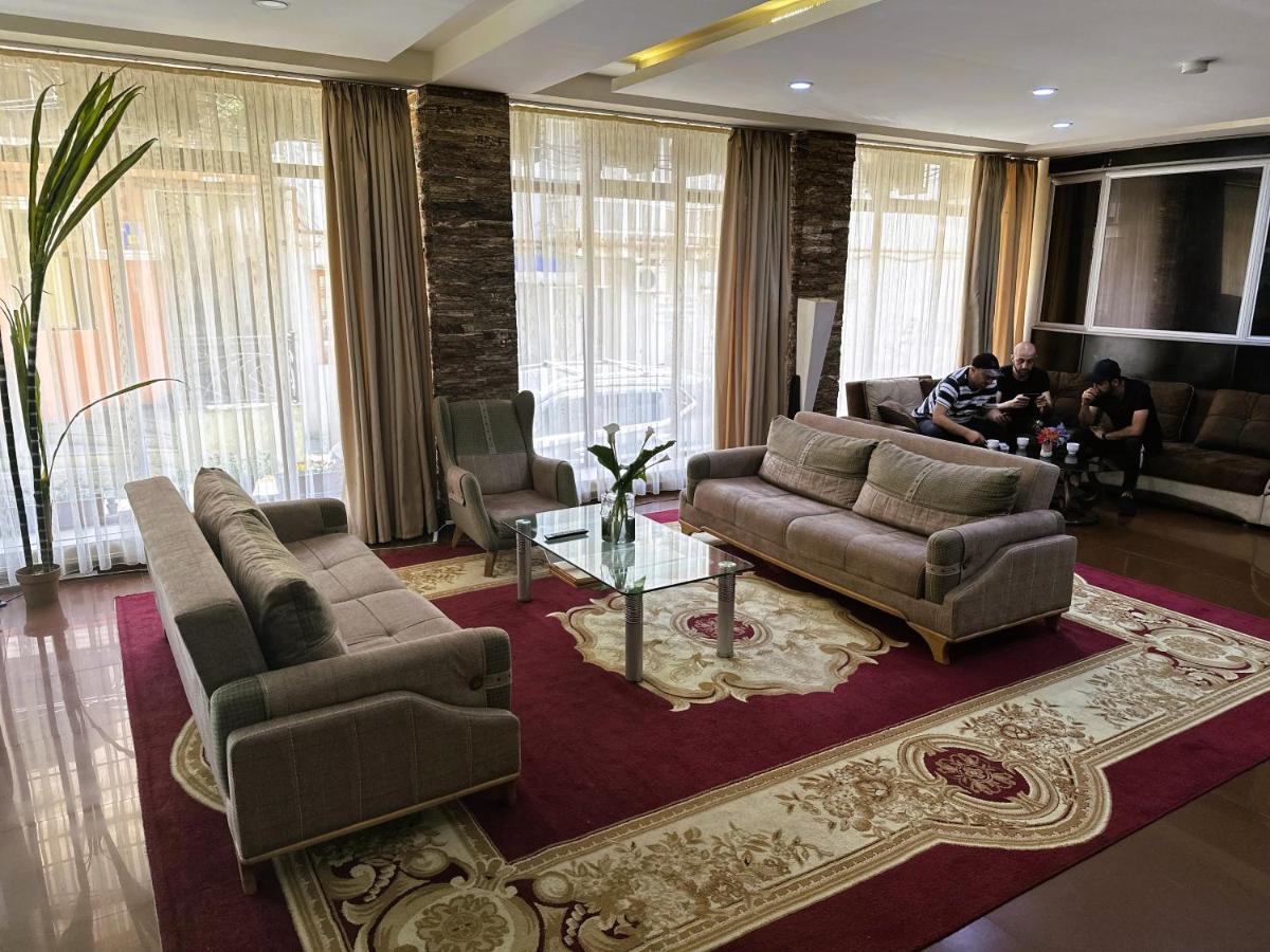 G Bakuri Hotel Batumi Ngoại thất bức ảnh