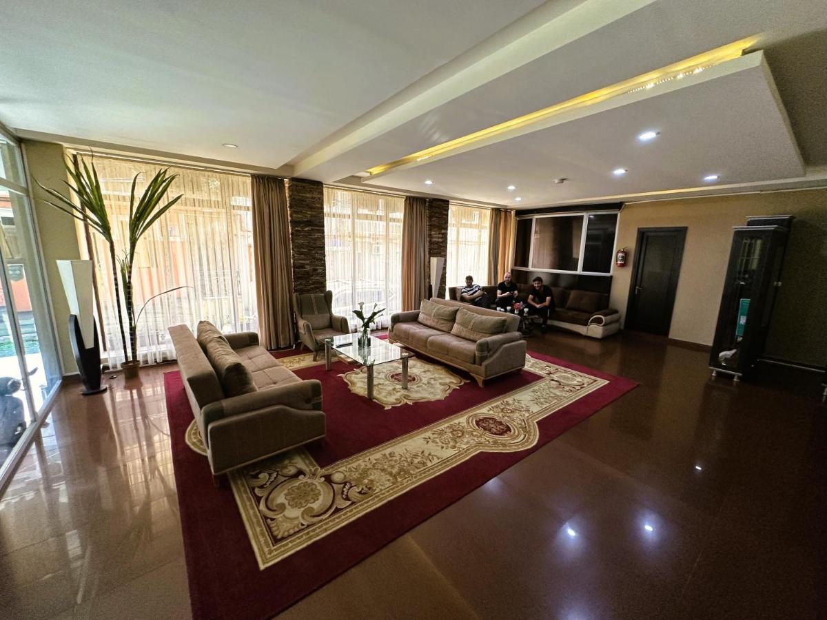 G Bakuri Hotel Batumi Ngoại thất bức ảnh