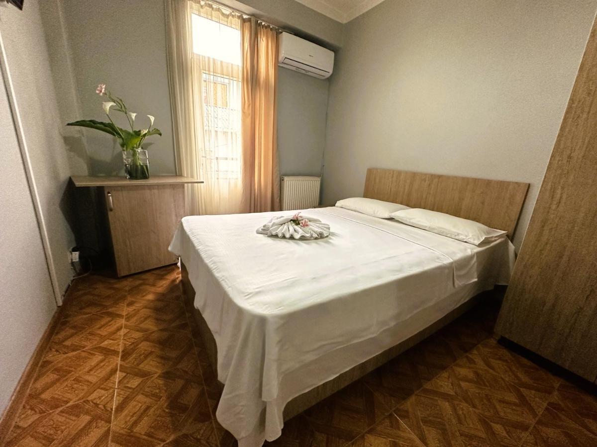 G Bakuri Hotel Batumi Ngoại thất bức ảnh